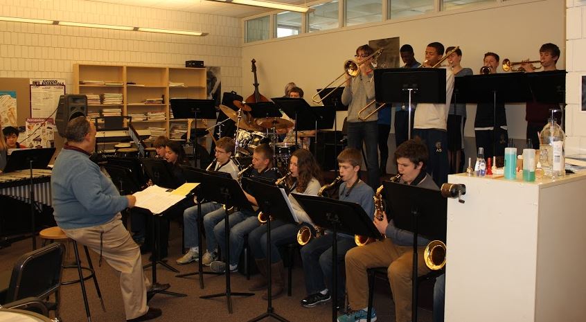 The Blue Band rehearses the week before the Pops Concert. "People are really starting to feel the pressure and take rehearsals more seriously,” junior percussion player Jordan Hughes said.