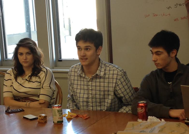 From left to right, junior Eva Zaydman, senior Connor Allen, and junior Jordan Hughes participate in a Student Political Union meeting. “Being able to argue with people about politics; that’s why I go,” SPU president Lowell Naas said.