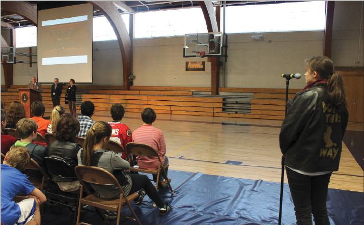 Junior Daniela Tiedemann asks Architects Tim Carl and Nancy Blankford, along with Head of School Bryn Roberts, about plans for the Huss Center after the presentation Questions ranged from entry points from the bus stop to environmentally friendly features that the new space will incorporate in the building. “The number of performers we do have at this school is immense, and it’s at the point where the places we have to work with right now aren’t the best for the amount of kids that we have,” junior Asad Masood said.