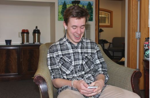 Sophomore John Connelly listens to his music during his spare time. Many students use their mood as a guide for their music playlists. “The music I listen to really emits my mood, like when I’m calm I won’t listen to loud music because it doesn’t feel right,” Connelly said.