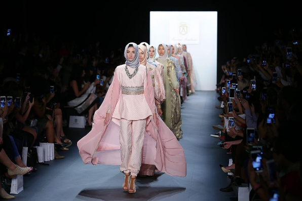 Hasibuan is the first designer to have all models wear hijabs. 