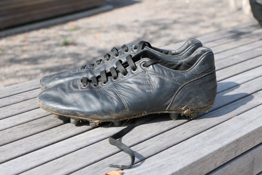 Sophomore Husaam Qureishy said that he stays away from trendy brands of soccer cleats.  He recently came across an Italian brand, Pantofola D’Oro, that makes leather cleats that are “good-looking and non-flashy,” Qureishy said.