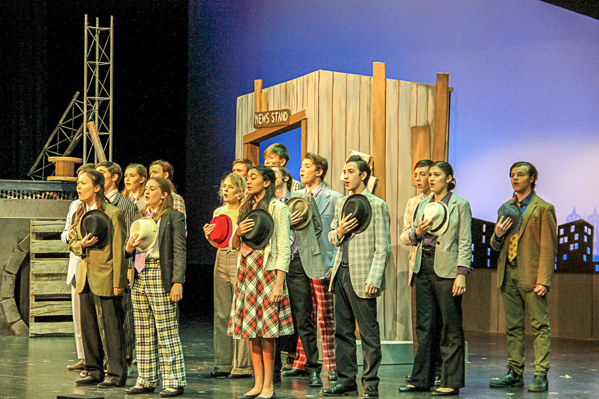 The gamblers sing "Oldest Established."