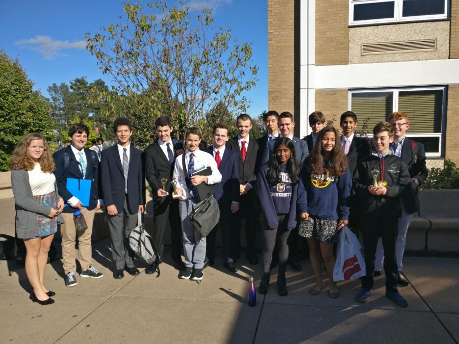 Varsity debaters are preparing for national qualifiers at the SPA debate Invitational on Dec. 2.