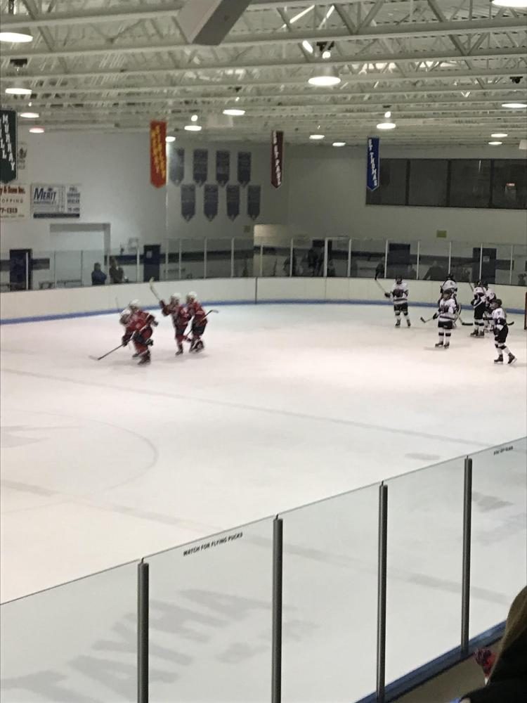 St. Paul United celebrates after scoring with 2.9 seconds to score.