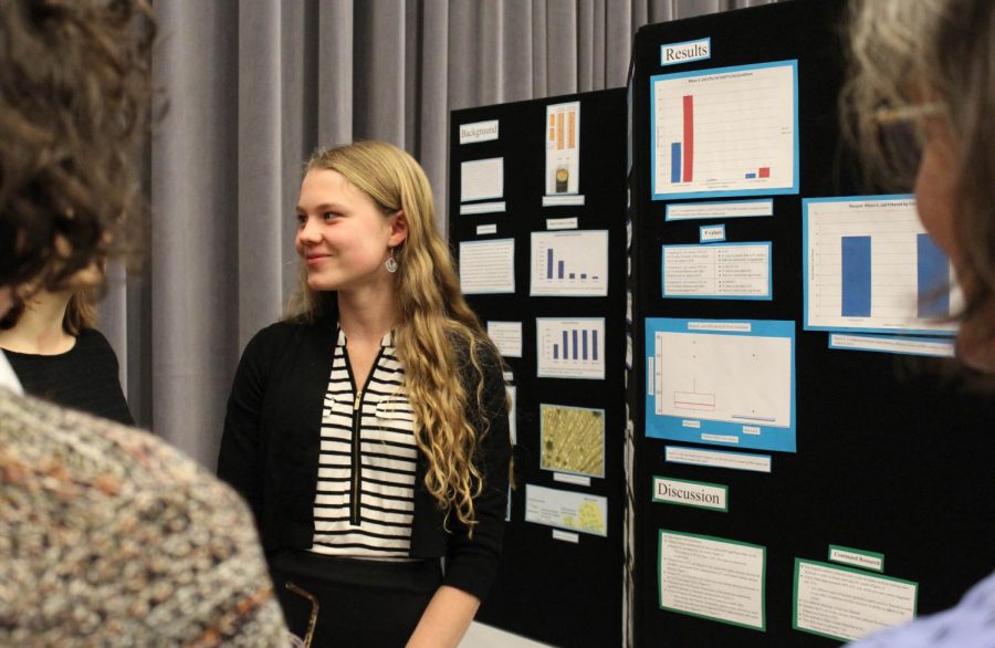 Fall Science Showcase exhibits student research and engineering projects