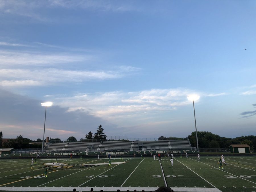 Boys Varsity soccer falls to Edina