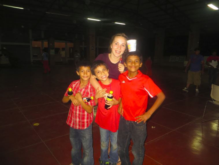 Verhey with children from Nicaragua in 2016. 