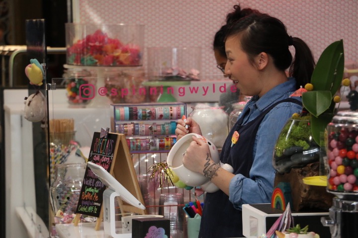 Deliciously spinning cotton candy served right on the spot. 