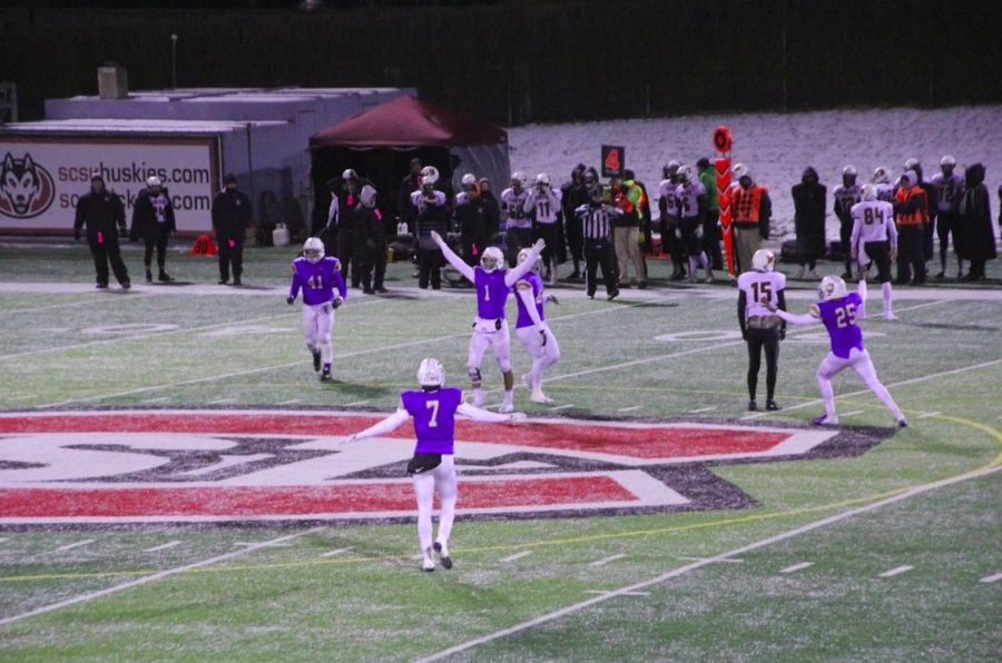 Senior players celebrate staying in the lead. 