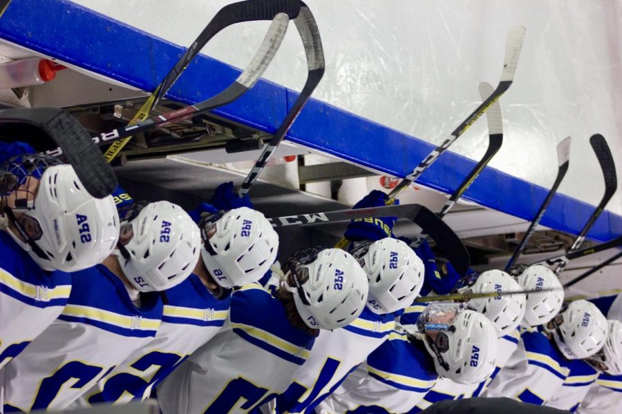 The Boys Varsity Hockey team hosted a teacher/staff appreciation game against Minnehaha Academy on Jan. 22 in Drake Arena. 