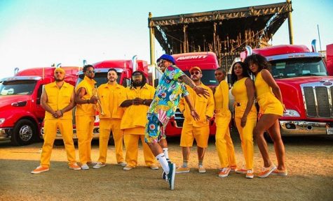 Paak has a big team; he has background vocals on almost every track and a band. Picture from his set at Coachella (Apr. 12, 2019).
