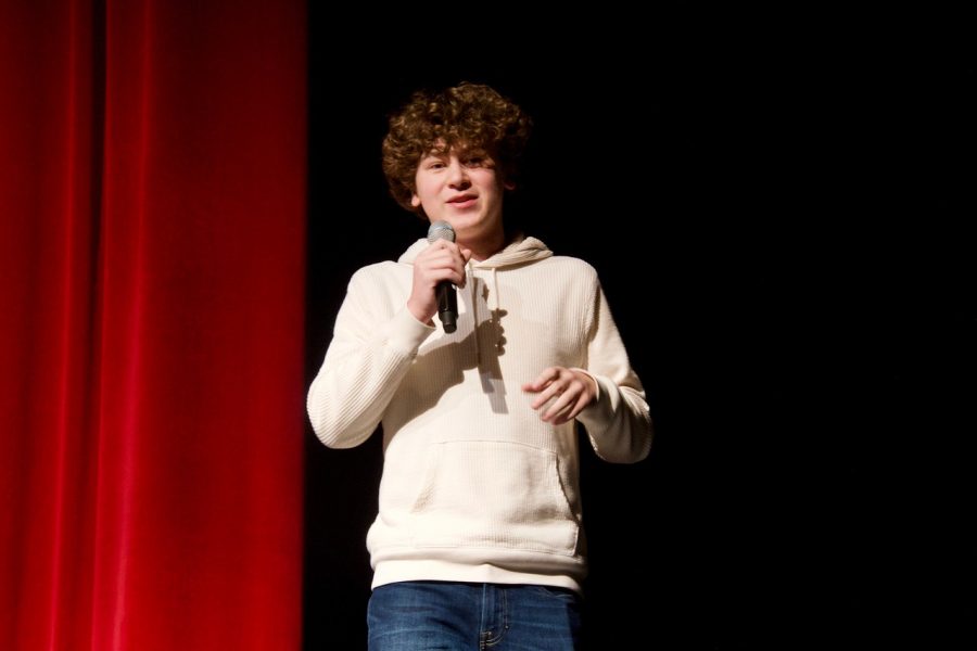 Senior Henry Cheney introduces his One Act. This was Cheneys first year participating in the One Acts. “I felt like a camp counselor. I was happy that my actors listened to me,” Cheney said.