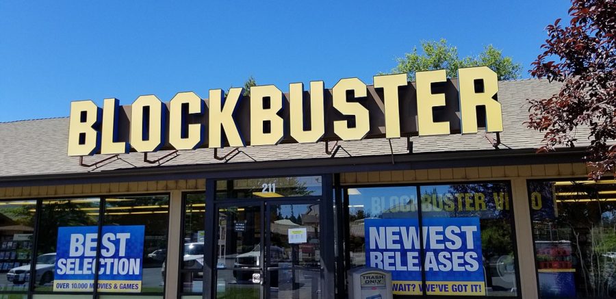 The+last+remaining+Blockbuster+is+in+Bend%2C+Oregon.+The+Last+Blockbuster+follows+store+manager+Sandi+Harding+and+her+%E2%80%9CBlockbuster+family%E2%80%9D+as+she+runs+the+store.