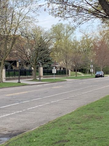 State troopers are stationed outside governor Tim Walz's house located on Summit Avenue. Surveillance is kept all hours, with either one or two state-cars present.