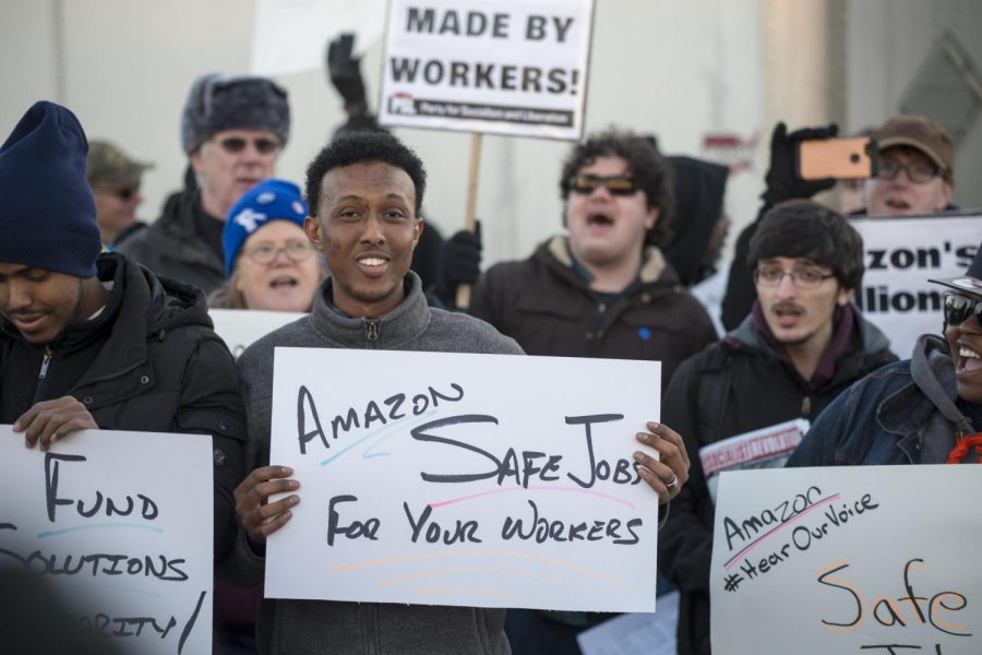 At an Amazon workplace in Shakopee, Minnesota, around 200 workers protest against working conditions.