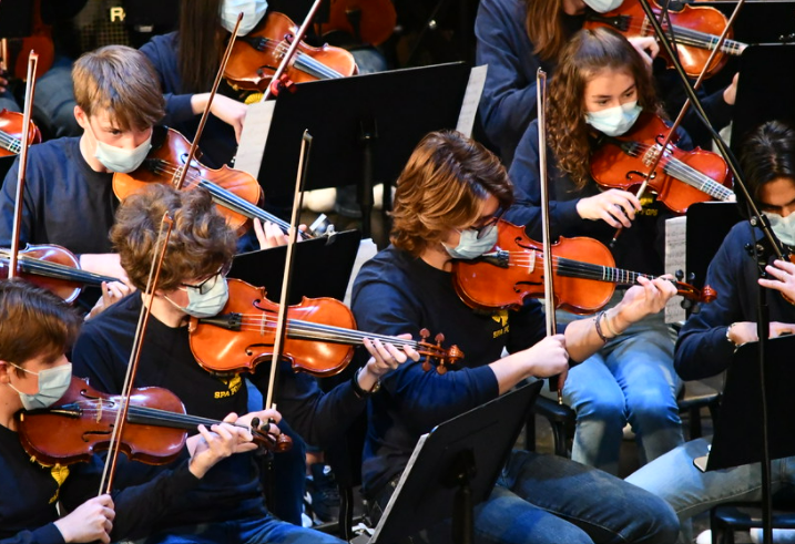 The first and second violins played fiercely with passion as the concert went on.
