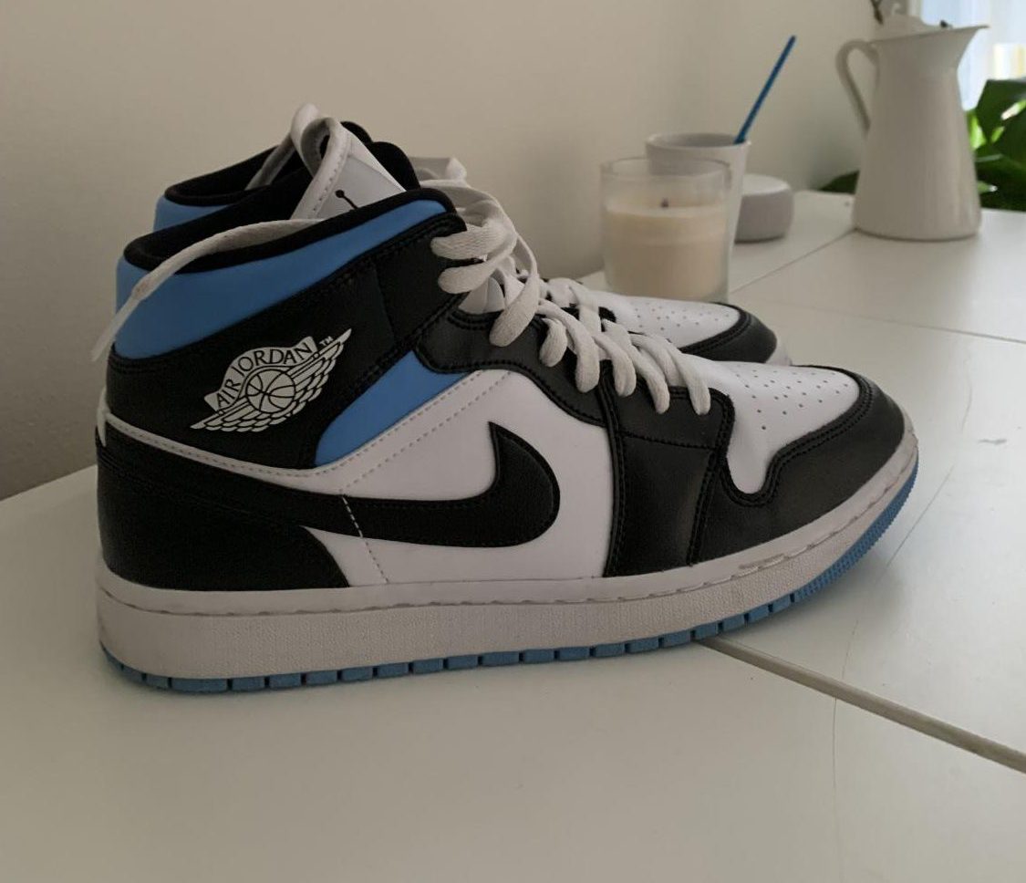 Blue Low Custom Air Jordan 1 in 2023  Air jordans, Limited edition  sneakers, Custom shoes