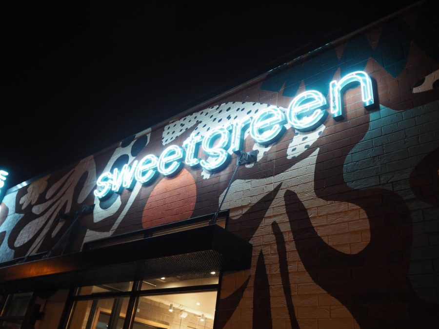 BOLD AND BRIGHT. Sweetgreen’s exterior is just as beautiful as the interior. The stone building, situated on the corner or Grand Ave. and Grotto, shows off a mural by Twin Cities artist Ashley Mary as well as an eye-catching light-up sign that can be spotted from blocks away.