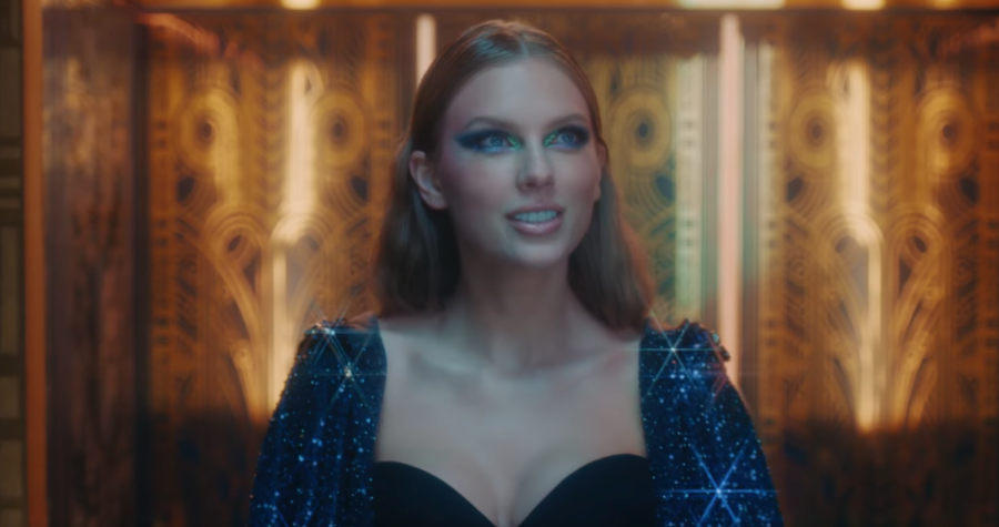 SHINING+STAR.+Swift+released+the+video+to+Bejeweled+Oct.+24+and+it+has+garnered+nearly+9+million+views.+Swift+will+perform+in+Minneapolis+Aug.+23-24%2C+2023.