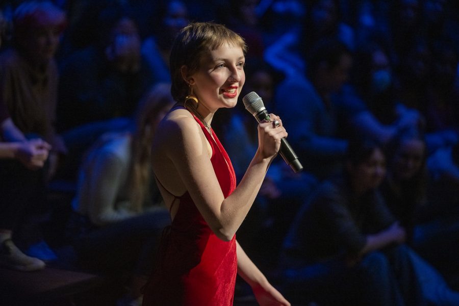 ICONIC HOST. Senior, Mimi Huelster the 2022 POPs host managed to make everyone in the audience laugh at least once. 