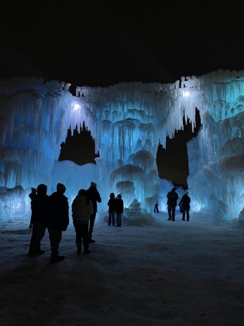 ICY EXCURSION. The Minnesota Ice Castles attract families from all over North America with its astonishing creations, and unique activities.