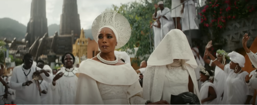 OUTSTANDING ACTING: Angela Bassett successfully portrays the internal conflicts of her character. 

(Screen capture from "Marvel Studios’ Black Panther: Wakanda Forever | Official Trailer" by Marvel Entertainment on YouTube.)