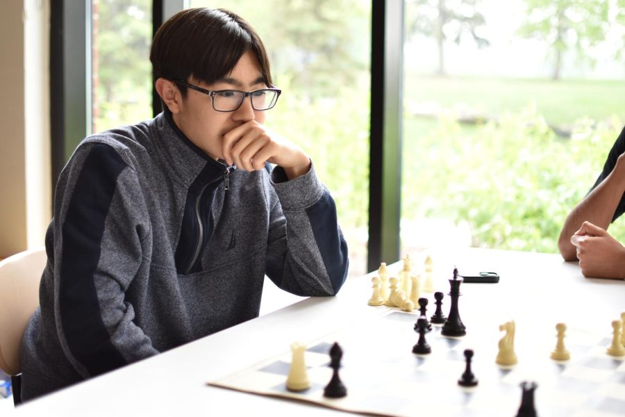 STRATEGIC THINKING. Shiroma ponders his next move before deciding on moving the rook, a piece that can only be moved in a straight line either vertically or horizontally. In addition, the rook is able to support pawns and cut off the opponent’s king’s routes effectively.