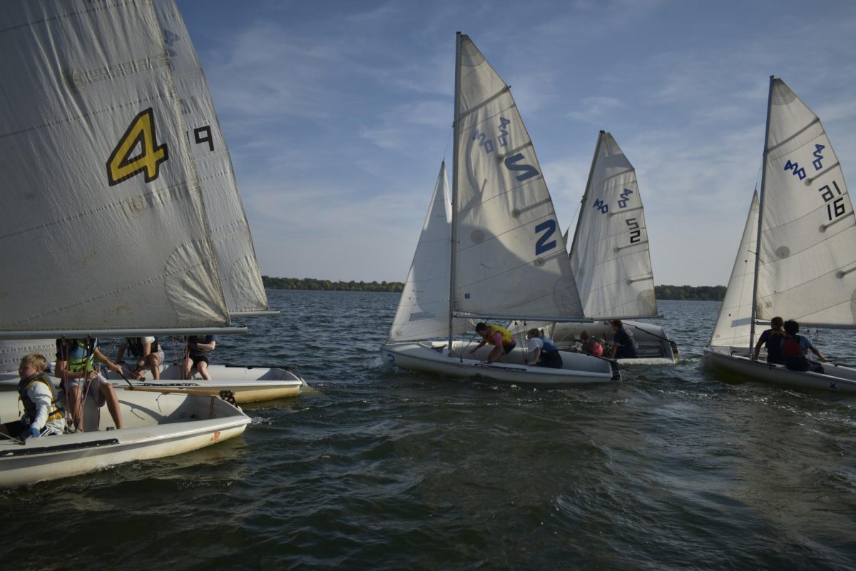 CIRCLE UP. The boats warm up by doing the circle up drill. “[The drill] just helps with bow handling and helps us get warmed up,” Adi Narayan said.