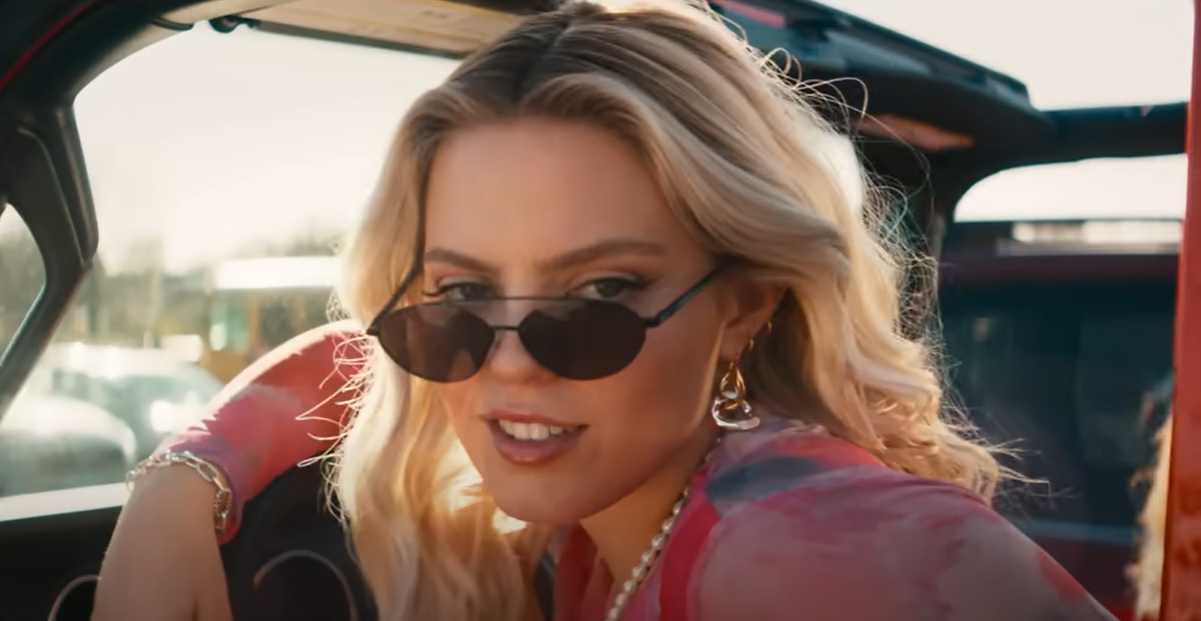 GET IN LOSER. Mean Girls stars Reneé Rapp, who performed the role of Regina George in the broadway musical from 2019-2020. While the film's soundtrack is fun and catchy and the script is full of comedic lines, the movie lacks in its representation of Gen-Z fashion and social media use. (Screen capture from official trailor by Paramount Pictures on Youtube.)
