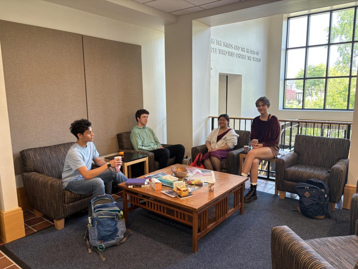 THE USUALS. Aldegundo Brenneman, Anneli Wilson, Gavin Luethold, and Emma Tan enjoy nice warm cups of coffee. This group is part of 6-7 people who consistenly participate in the clubs. 